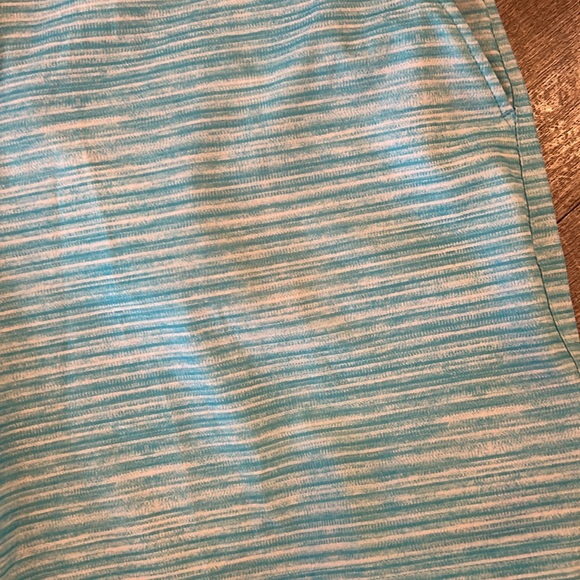 Puma Shorts Woman’s - Golf Athletic - size 10 Turquoise Dri fit - Picture 3 of 8